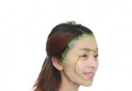 长期用黄瓜敷脸竟会毁害肌肤？（长期用黄瓜敷脸竟会毁害肌肤吗）