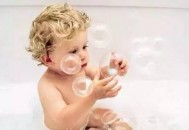 冬季这样洗澡才健康哦（冬季这样洗澡才健康哦英语）