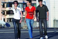 新牛仔裤掉色怎么办？新牛仔裤怎么洗不掉色（新牛仔裤掉色怎么处理才不掉色）