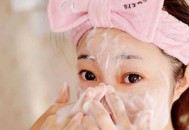 针对不同皮肤类型洗脸  面部肌肤更健康（不同皮肤用什么洗面奶）