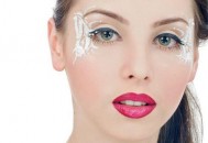 五大秘诀 挑出合适自己的粉底颜色（怎么挑粉底色号）