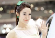 永远不要用手涂粉底 教你打粉底的秘诀（怎么用手打粉底）