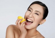 口腔溃疡反复要从日常饮食入手 预防口腔溃疡的方法（口腔溃疡吃什么预防最好）