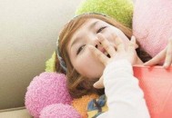 吃什么食物能够缓解口臭（吃什么食物能够缓解口臭呢）