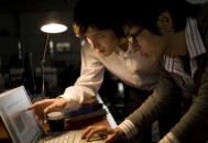 熬夜后脸色黄 熬夜皮肤改善气色食谱推荐（熬夜脸色黄吃什么可以改善）