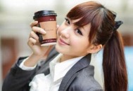 教你成为职场上自信的女人（教你成为职场上自信的女人）