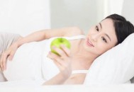 怀孕初期吃什么保胎（怀孕初期吃什么保胎效果好）