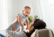 新生儿如何护理 新生儿冬季呵护的六关键（冬季新生儿怎么护理）