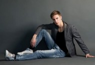 怎么洗牛仔裤才不会掉色？（怎么洗牛仔裤才不会掉色）