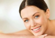 教你如何让肌肤看起来更年轻（教你如何让肌肤看起来更年轻一点）