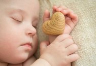 激光去胎记是什么？激光去胎记疼吗（激光去胎记是什么?激光去胎记疼吗）