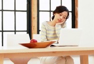 实用家居清洁技巧：蘸牛奶擦木制家具（牛奶擦实木家具有什么好处）