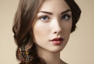 卸妆不能瘦脸 按摩过多反而滋生皱纹（卸妆油按摩脸）