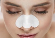 歼灭黑头告别草莓鼻 日常生活中的去黑头办法（如何有效去黑头草莓鼻）