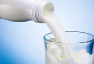 纯牛奶敷脸都有什么好处（纯牛奶敷脸都有什么好处和功效）