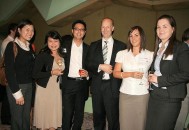 男士出席晚宴如何着装？出席晚宴男士服装搭配（男士出席晚宴的穿搭）