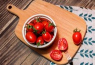 番茄虽好但也有最易伤身的吃法 吃番茄的好处大揭秘（番茄吃有什么好处）