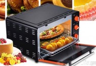 如何清洁电烤箱？电烤箱内壁的油污如何清洗（如何清理电烤箱内部油渍）