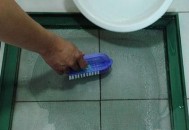 纱窗清洗：隐形纱窗怎么清洗（纱窗清洗:隐形纱窗怎么清洗）