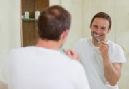 不良坏习惯会引起细菌进入体中 日常生活卫生要做好（细菌不良环境）