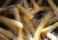 油炸食物危害多 可不仅仅只是让你长胖而已（油炸食物对身体的危害）