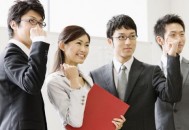 如何排除职场“过度防卫心理”？