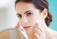 夏季改善皮肤干燥问题 抗干五招让你摆脱干皮烦恼（夏天皮肤干燥用什么）