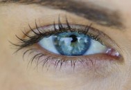 消除黑眼圈的方法有哪些（消除黑眼圈的方法有哪些?这6个方法常见还很有效）