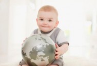 宝宝脸上长小白点是怎么回事（宝宝脸上长小白点是怎么回事图片）