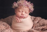 宝宝吃辅食过敏怎么办（宝宝吃辅食过敏怎么办,嘴巴周围红了了）