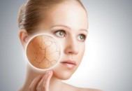 保养皮肤要适度过度清洁危害大 错误护肤方式很可怕（皮肤过渡清洁坏处）