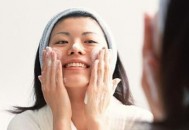 使用漂胡剂去除小胡子需谨慎 女生去除小胡子的妙招（漂胡剂可以去除小胡子吗）