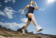 冬季跑步要注意什么细节（冬季跑步要注意什么细节呢）