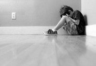 自闭症宝宝的早期特征（自闭症宝宝的早期特征有哪些）