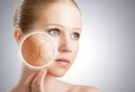 春季皮肤干燥食疗方 做好皮肤保湿双管齐下（皮肤干燥的食疗）