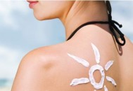 夏天涂防晒的误区女人要注意 正确防晒有妙招（夏天涂防晒霜的正确步骤）