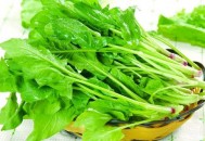 孕妈饮食很关键 孕期吃哪些食物会伤害胎儿（孕妇吃哪些食物对胎儿不好）