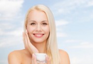 新手小白应该如何护肤 护肤要诀追求肌肤零负担（新手小白怎么护肤）